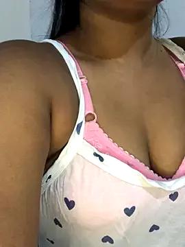 Rose_Olivia from StripChat is Freechat