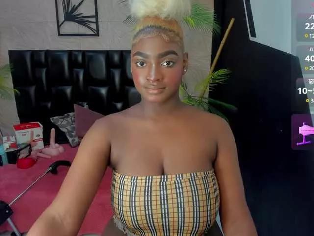 alanabonny from BongaCams