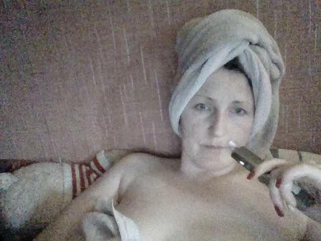 AllaSowinskaya from BongaCams