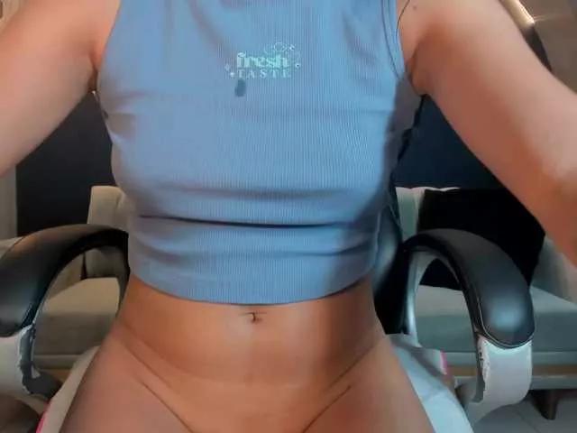 AmaliaCruss from BongaCams