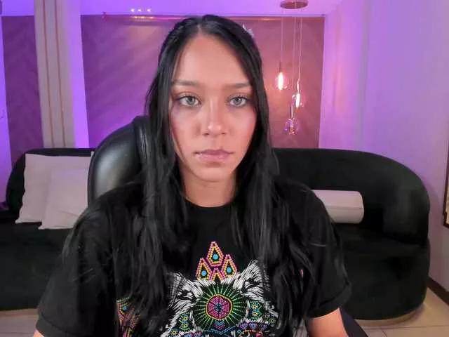 AmaliaCruss from BongaCams