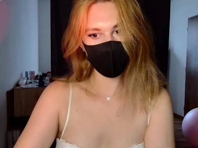 Annavia on BongaCams