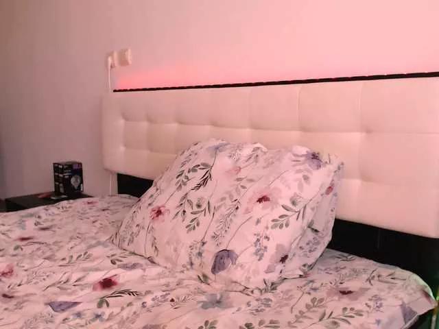AnnesCora from BongaCams