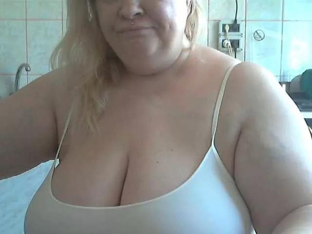 AriannaMilf from BongaCams