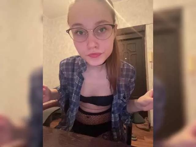 Armura from BongaCams is Freechat