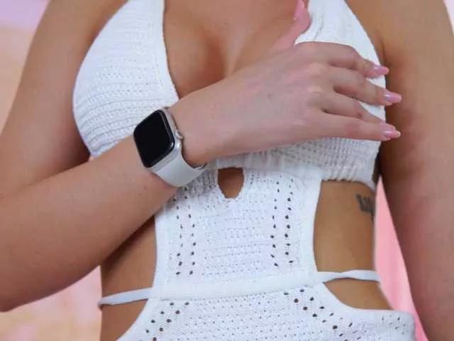 ArtTeasee from BongaCams