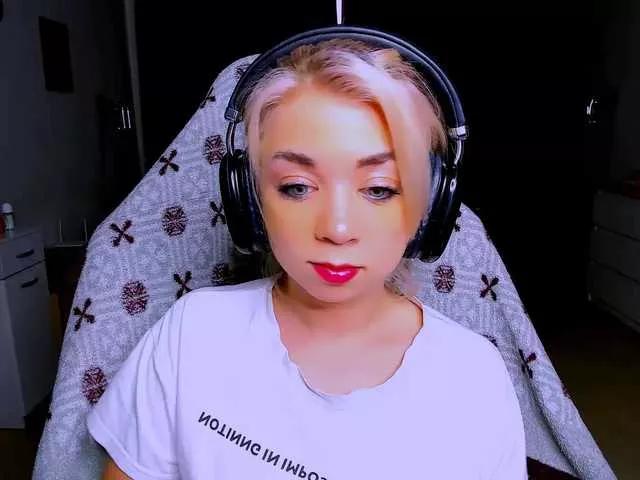 BabyNicole from BongaCams