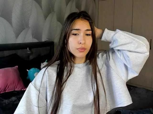 Bambiiiii from BongaCams
