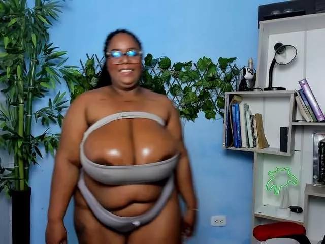 bbw-charlote from BongaCams