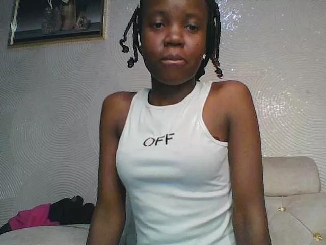 bigbaby004 from BongaCams