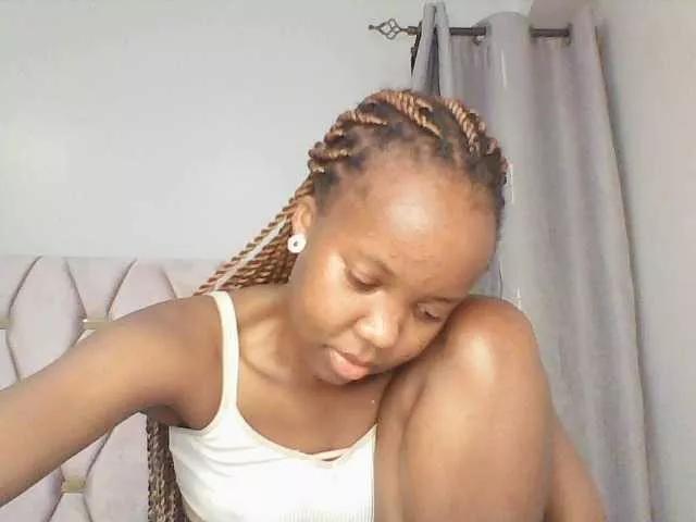 bigbaby004 from BongaCams