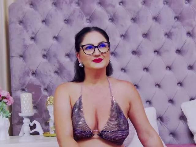 CassidyVelvet from BongaCams