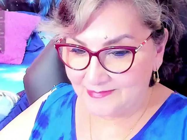 cataleya-mom from BongaCams
