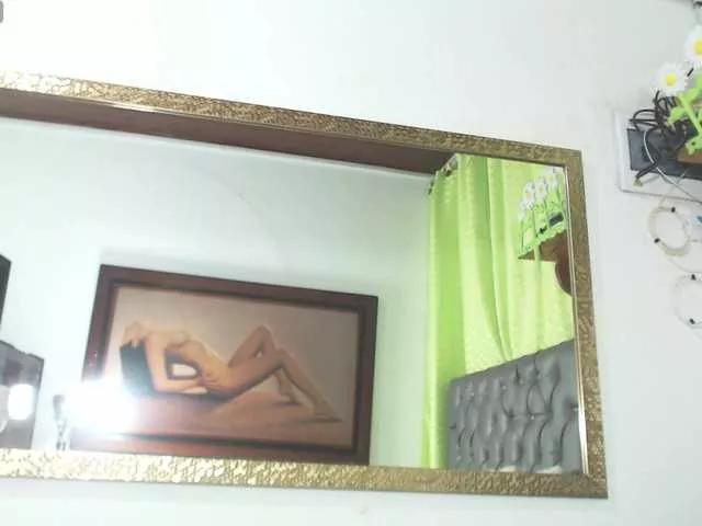 catalinalatin from BongaCams