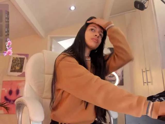 catalinasaiz from BongaCams