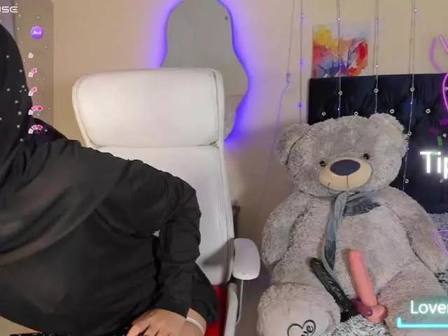 Dana-Alabi from BongaCams