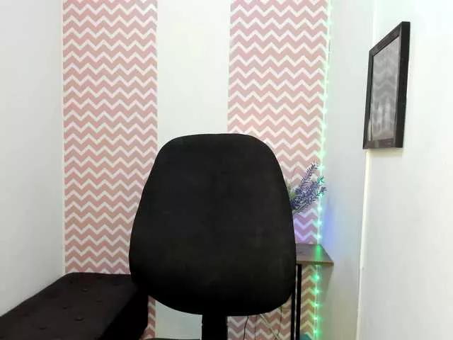 Dayanacarson from BongaCams