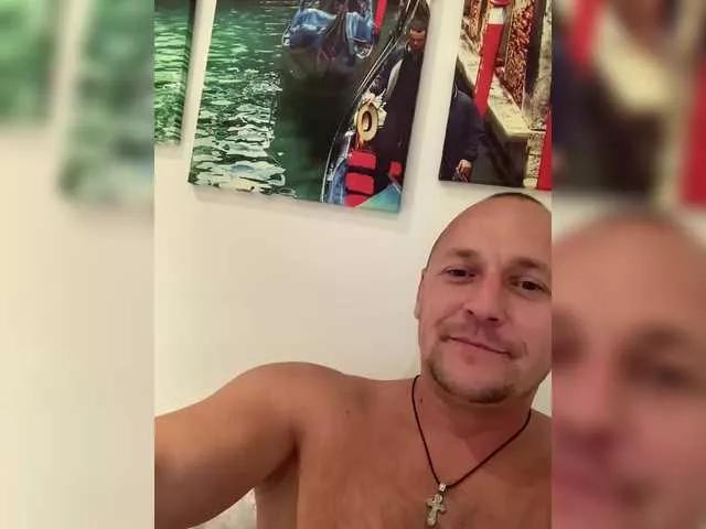 DonorDi from BongaCams