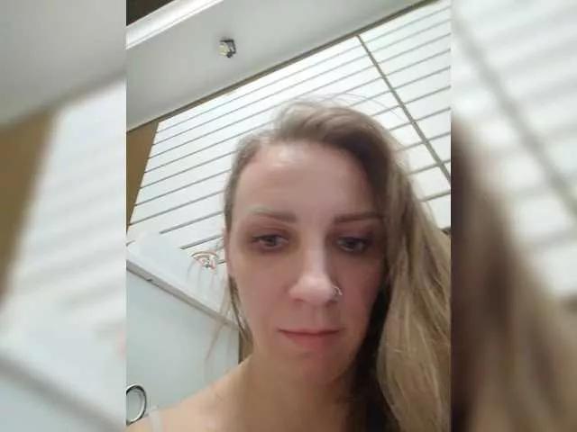 Edena from BongaCams