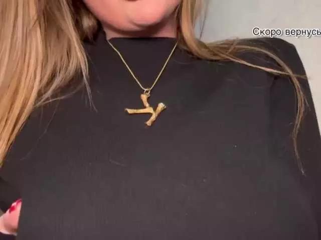 Eeekaterina from BongaCams