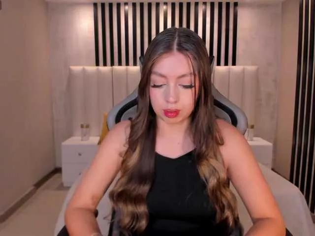 EllaClark from BongaCams