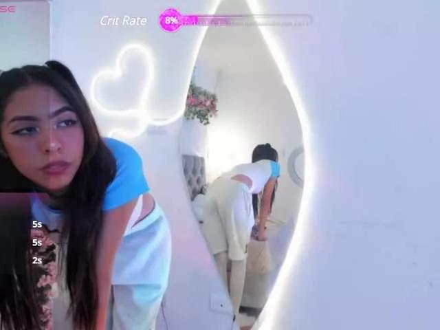 EMMAAA-STOONEE from BongaCams