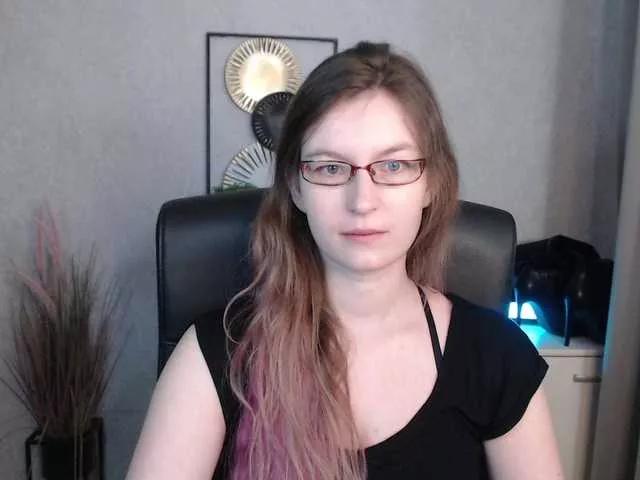 EmmaHeart from BongaCams