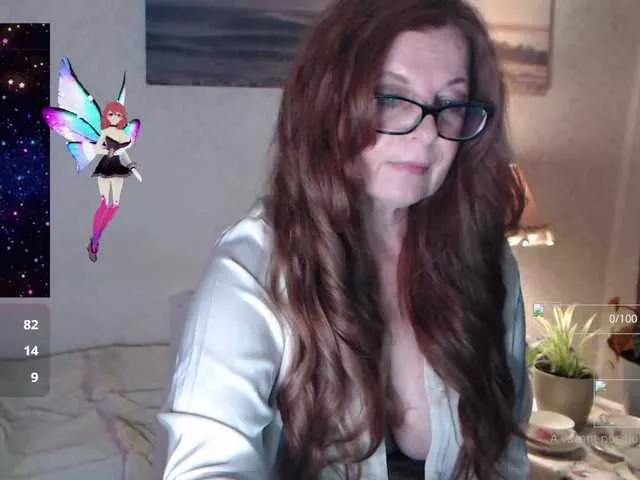 HelenBerg from BongaCams