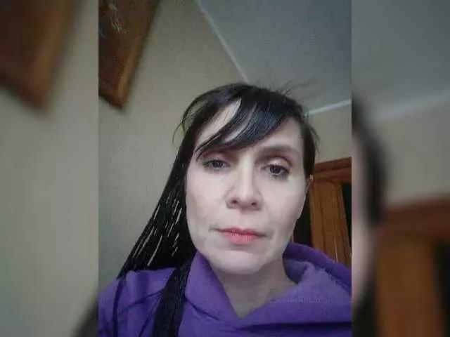 Hellenalonenochka from BongaCams