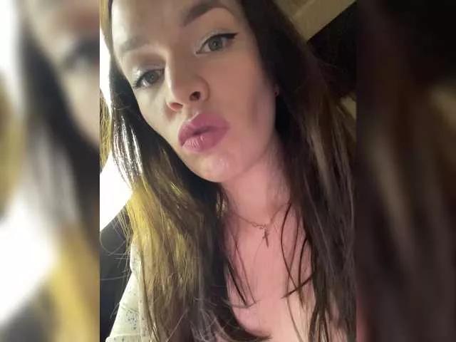 HellMor from BongaCams
