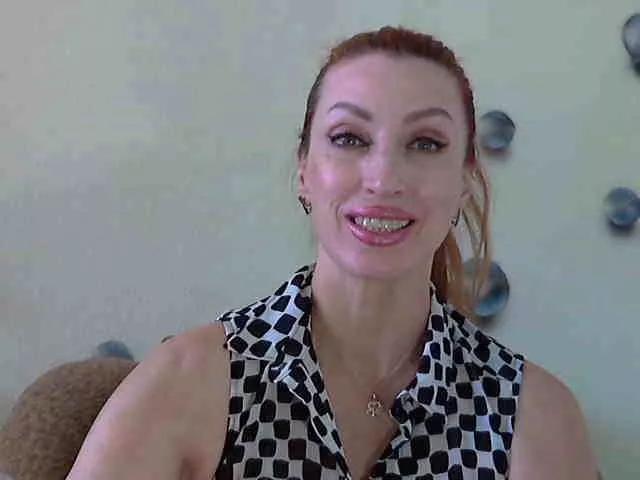 Irinchi from BongaCams