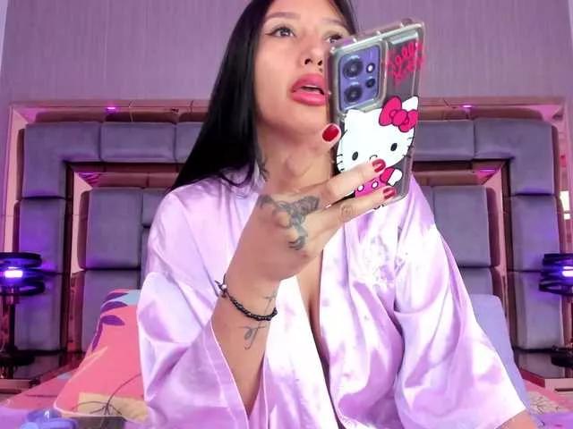 JessieHill from BongaCams