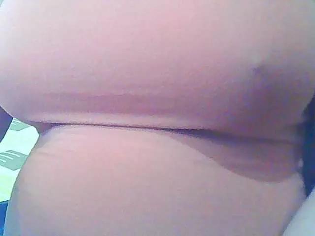 KeepmepregO from BongaCams