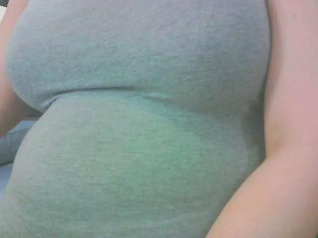 KeepmepregO from BongaCams