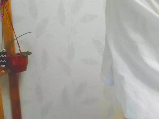 Kelly-Klein from BongaCams