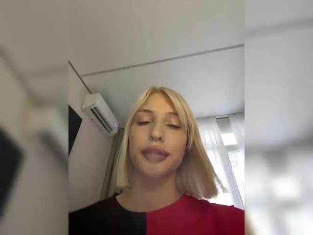 KettyPretty25 from BongaCams