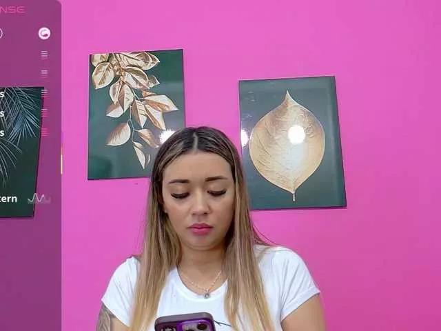 Kinky-Madisson from BongaCams