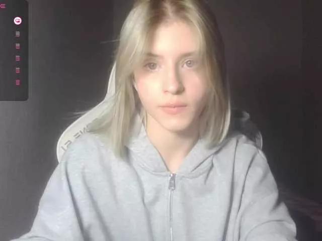 kissesliza from BongaCams