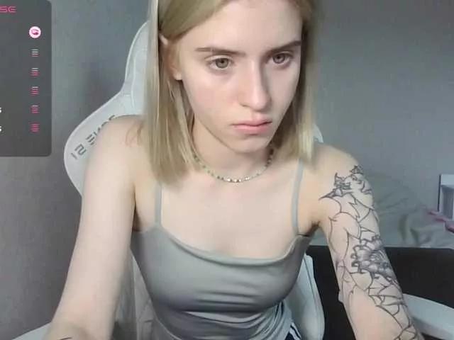 kissesliza from BongaCams