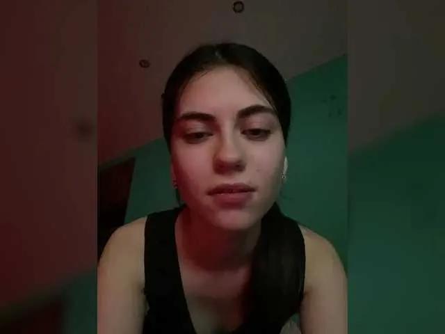 KissM1R77 from BongaCams