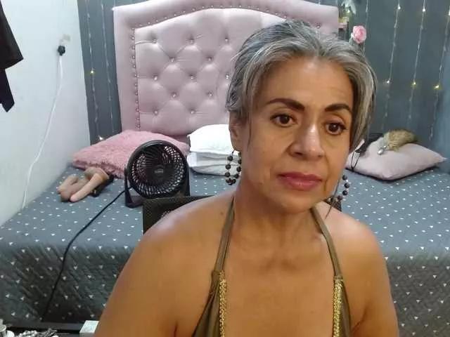 lalisha-96 from BongaCams