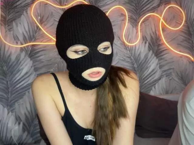 LallyRose from BongaCams