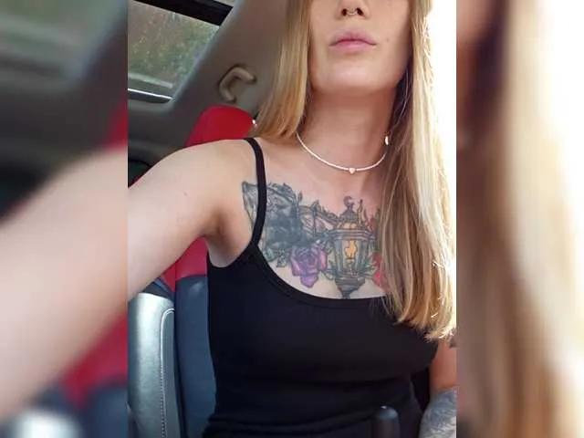 lana-lana03 from BongaCams is Freechat