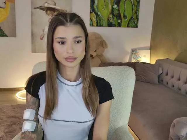 LennaGodess from BongaCams