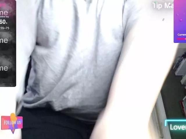 Lilye from BongaCams