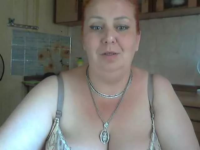 LilyTanya from BongaCams