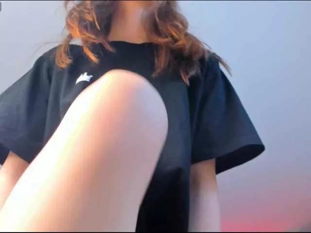 lolly-red- from BongaCams