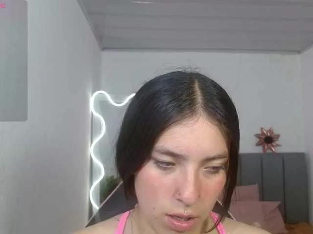Lurea-tay on BongaCams