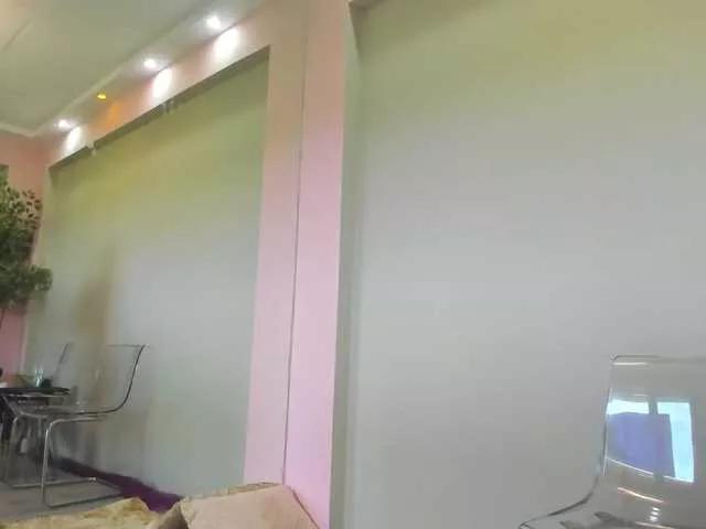 Maya-Hellen from BongaCams