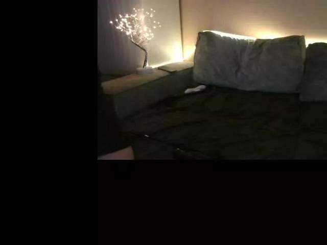 MillaMayer1 from BongaCams